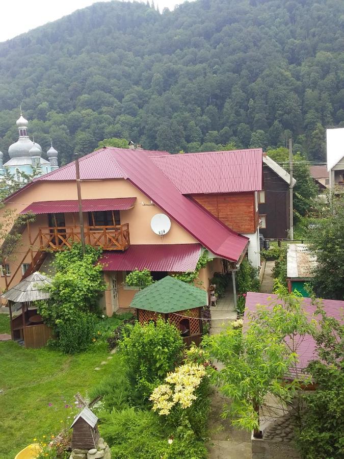 Садиба У Галина Та Йосипа Ust'-Chorna Bagian luar foto